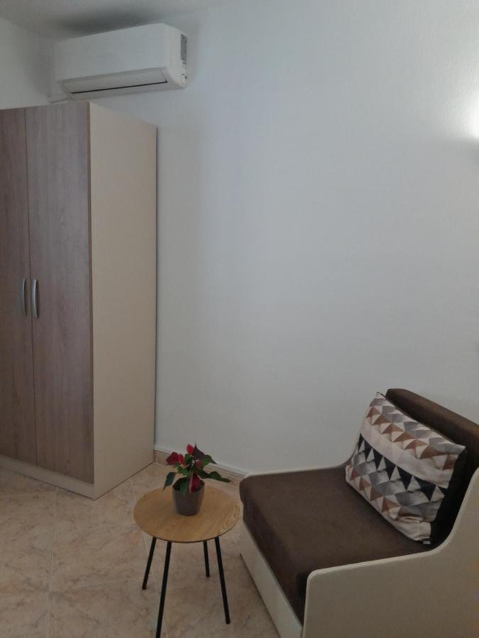 Moni 85 Family House Hotel Sozopol Eksteriør billede