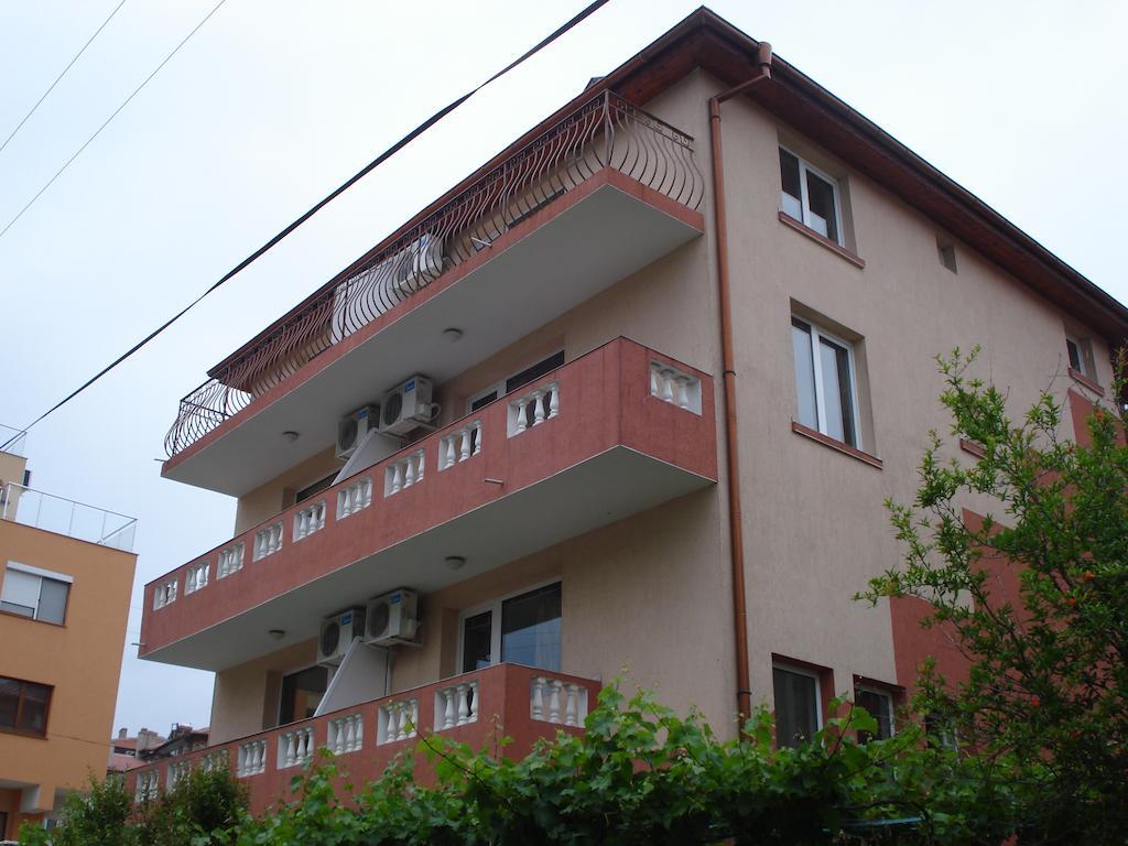 Moni 85 Family House Hotel Sozopol Eksteriør billede