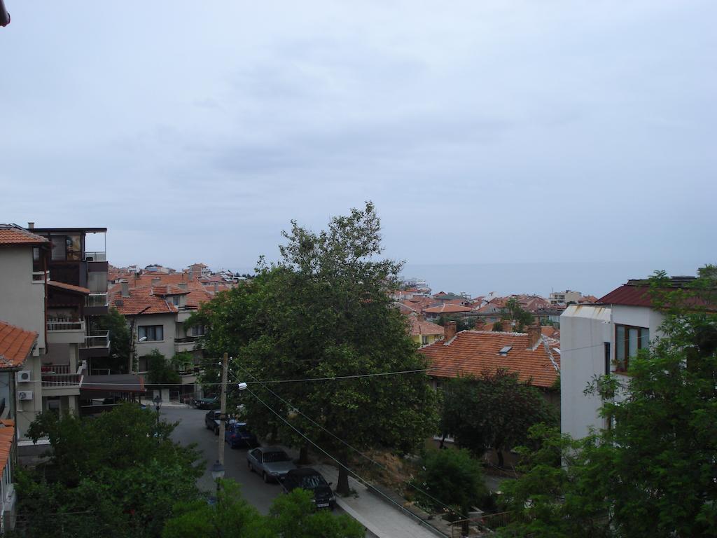 Moni 85 Family House Hotel Sozopol Eksteriør billede